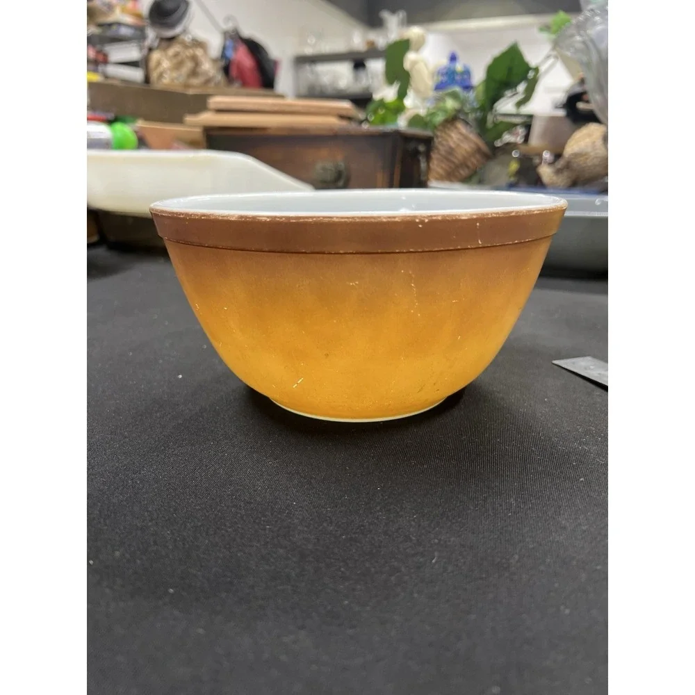 Vintage‎ Pyrex Old Orchard Brown #402 Mixing Nesting Bowl 1 1/2 Quart